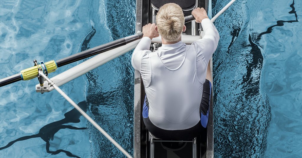 5 benefits of magnesium for athletes with rower on water